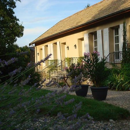 에퀼리 Les Communs Du Manoir 아파트 외부 사진