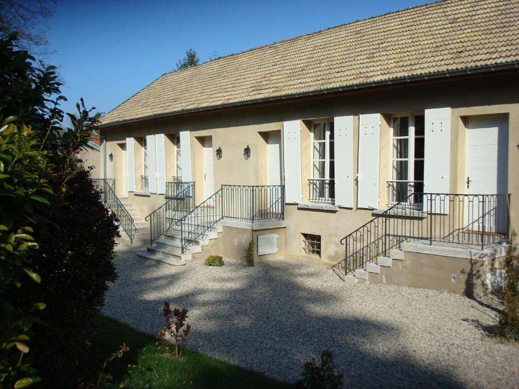 에퀼리 Les Communs Du Manoir 아파트 외부 사진